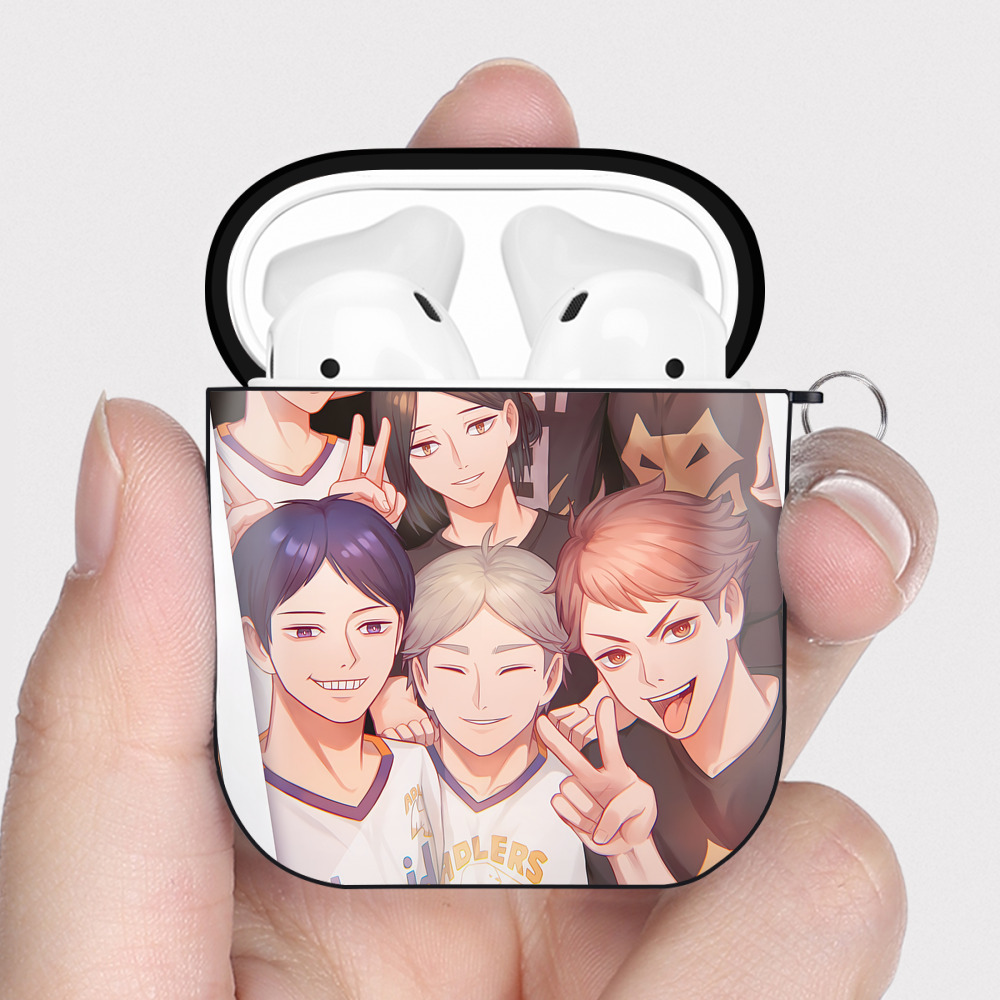 （画像用） ハイキュー!! Haikyu!! AirPods 第2世代保護ケース ハードシェル ブラック 耐衝撃・防指紋・カラビナ付き