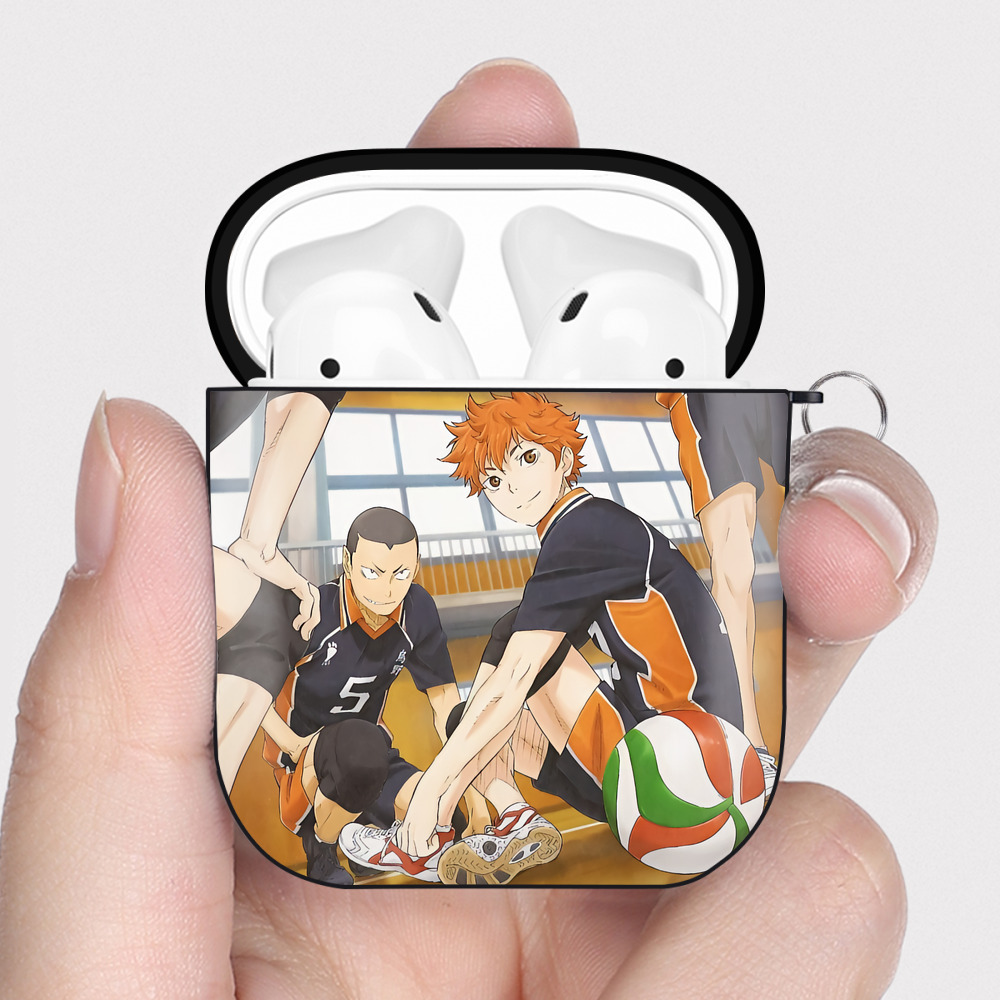 （画像用） ハイキュー!! Haikyu!! AirPods 第2世代保護ケース ハードシェル ブラック 耐衝撃・防指紋・カラビナ付き